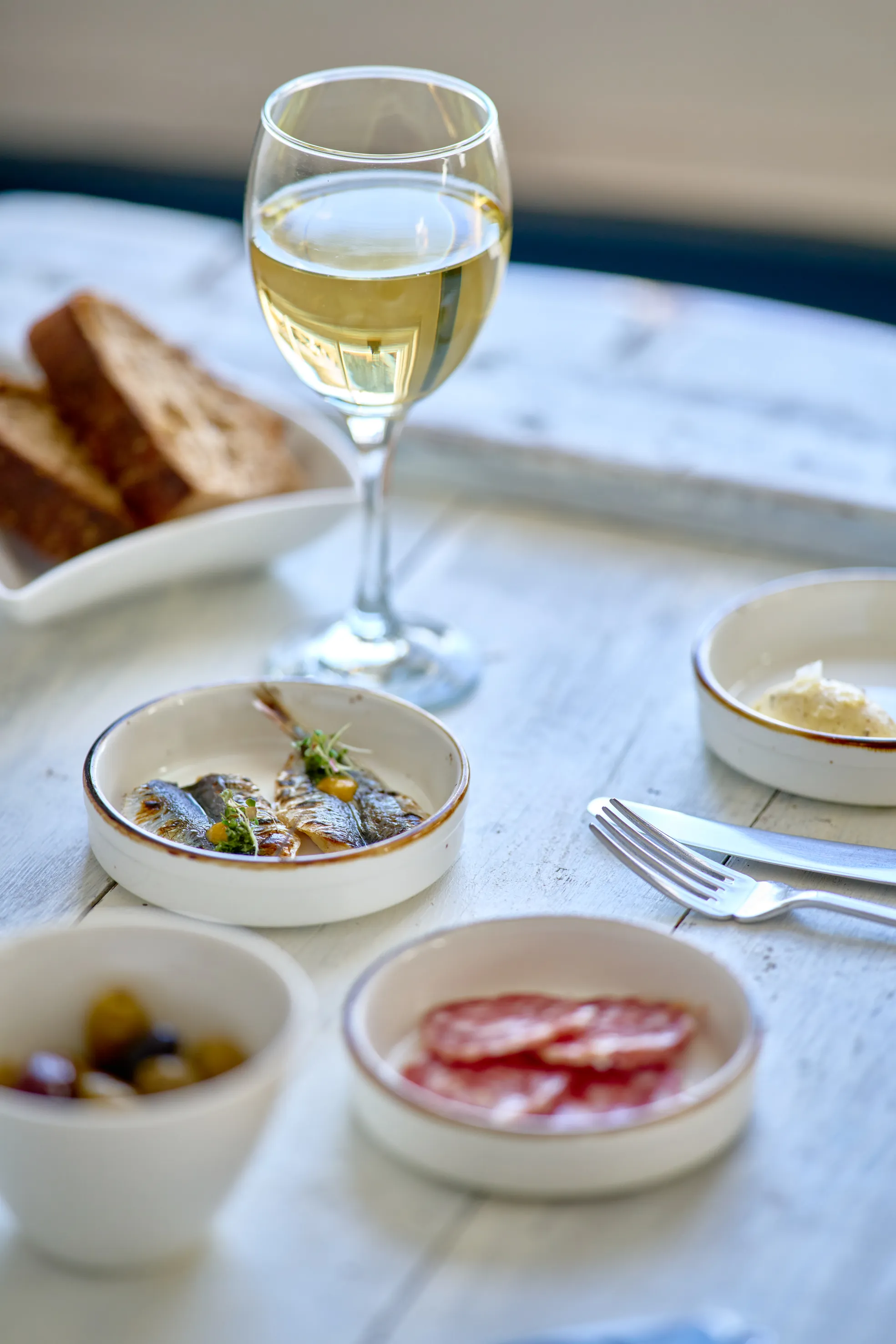 Raw bar plate with crab and seasonal seafood